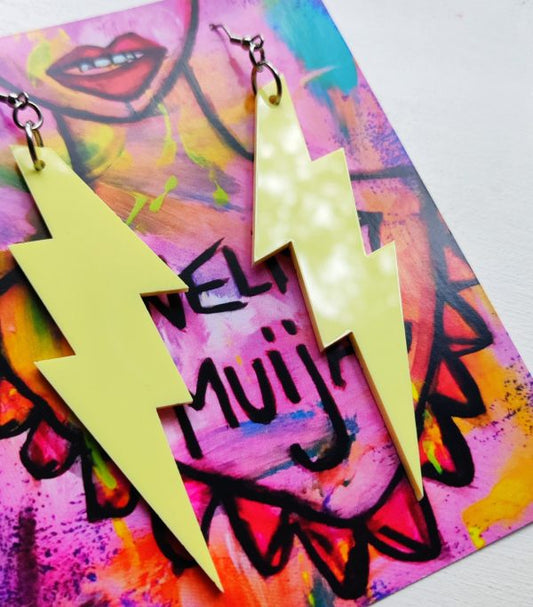 JÄTTISALAMA  LEMONSORBETTI