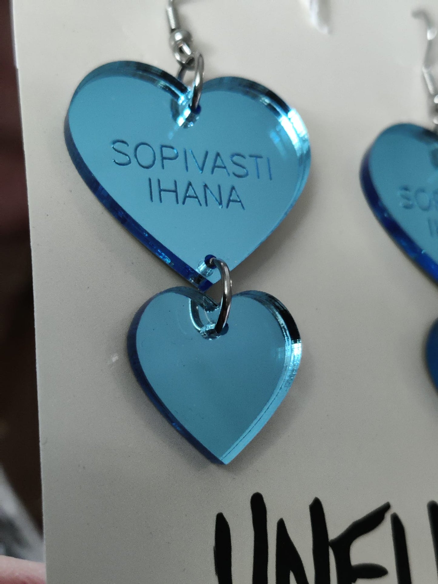 IHANA SINIPEILI kahdella <3