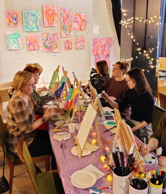 Taidehetki 10 osallistujaa